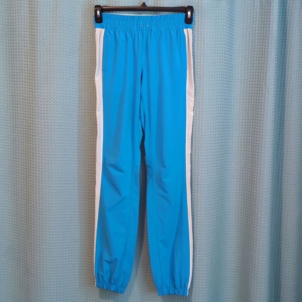 GUC Sz 2 Blue Lululemon track 👖